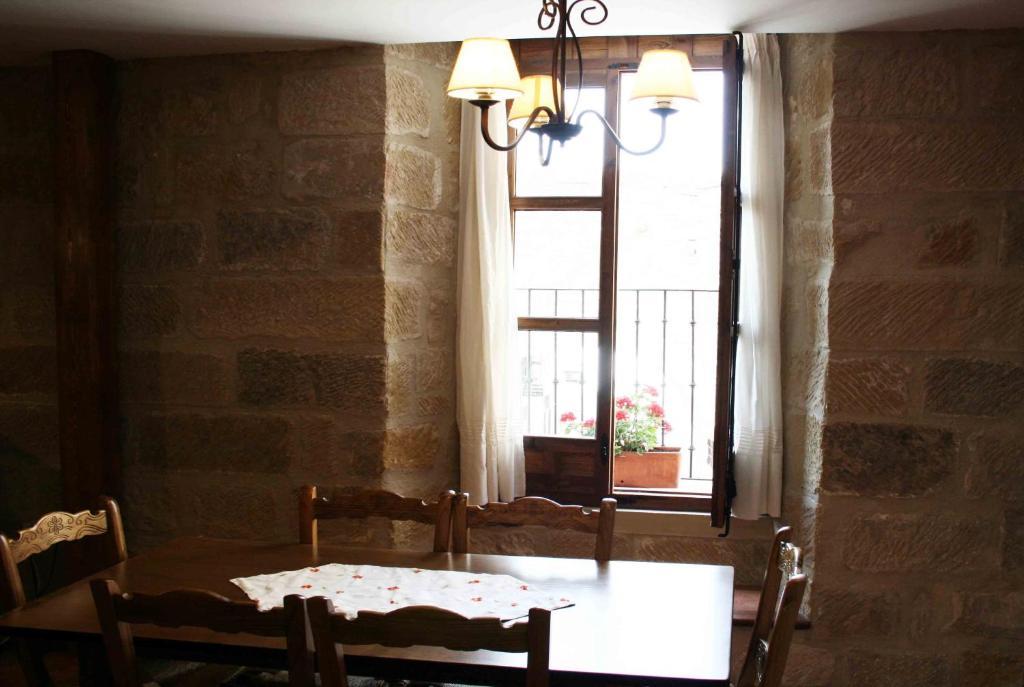 La Casa Del Seise Pensionat Baeza Rum bild